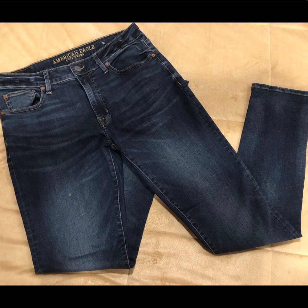 American Eagle Men’s jeans size 33/34!!!